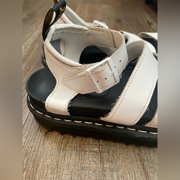 Doc Martens Sandals Blaire Women’s Size 6 Platform White Leather Gladiator - Picture 16 of 16